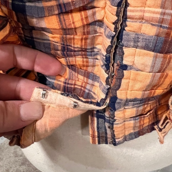 3/$25 Sale 🎈NWOT Verb (Anthro) Ruffled Plaid Tank in Orange - Picture 7 of 12
